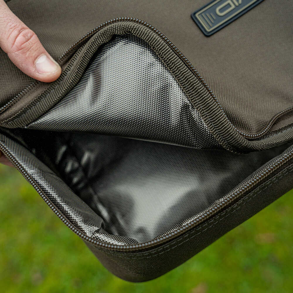 Avid Compound Insulated Pouch