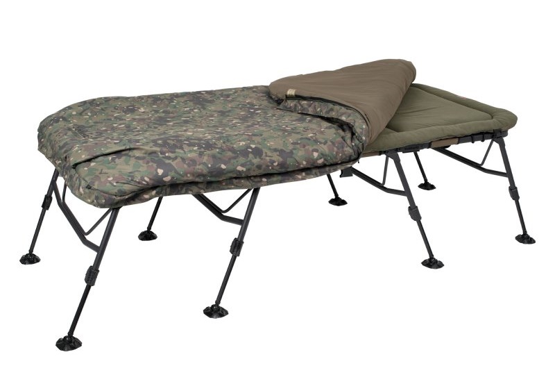 Lit de Camp Trakker RLX 8 Wide Camo avec Système de Couchage 