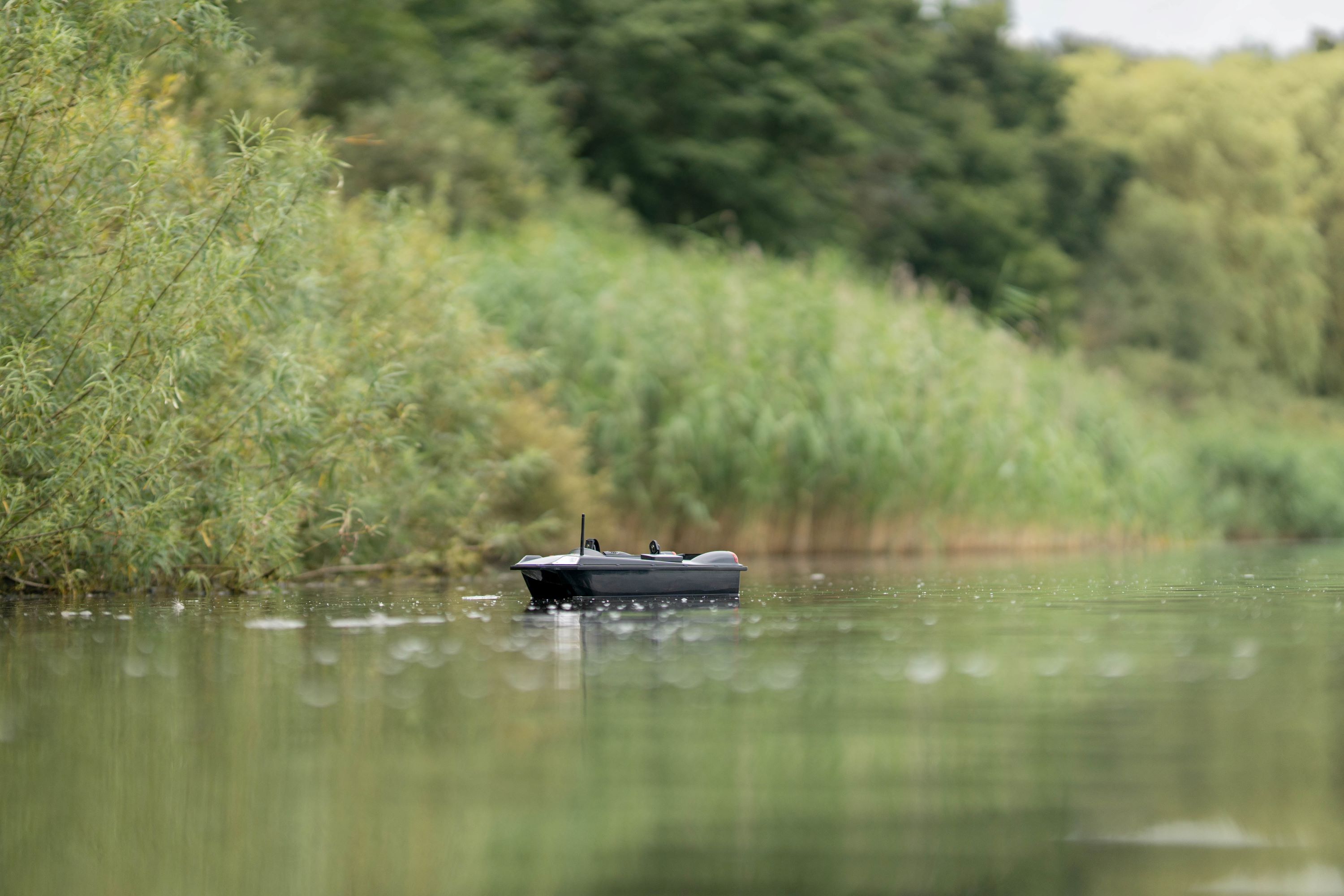 Bateau amorceur Navicarp Raider