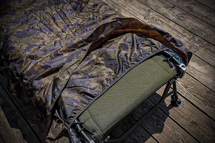 Couverture thermique Solar Undercover Camo Thermal Bedchair Cover