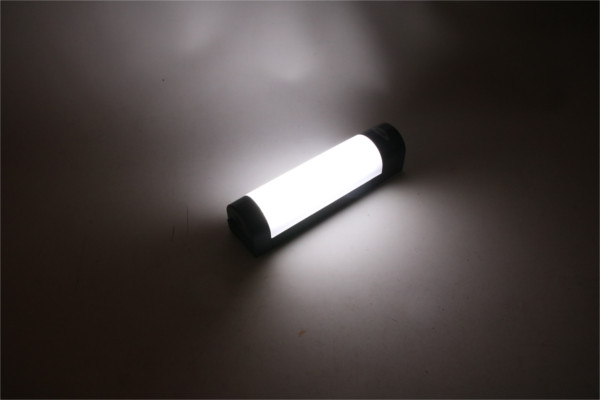 NGT Bivvy Light Rechargeable / Batterie avec télécommande