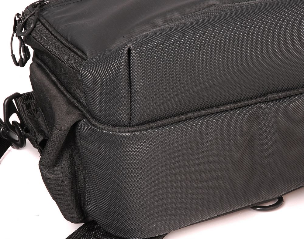 Spro Tackle Bag 30 x 23 x 17cm (incl. 4 boites)